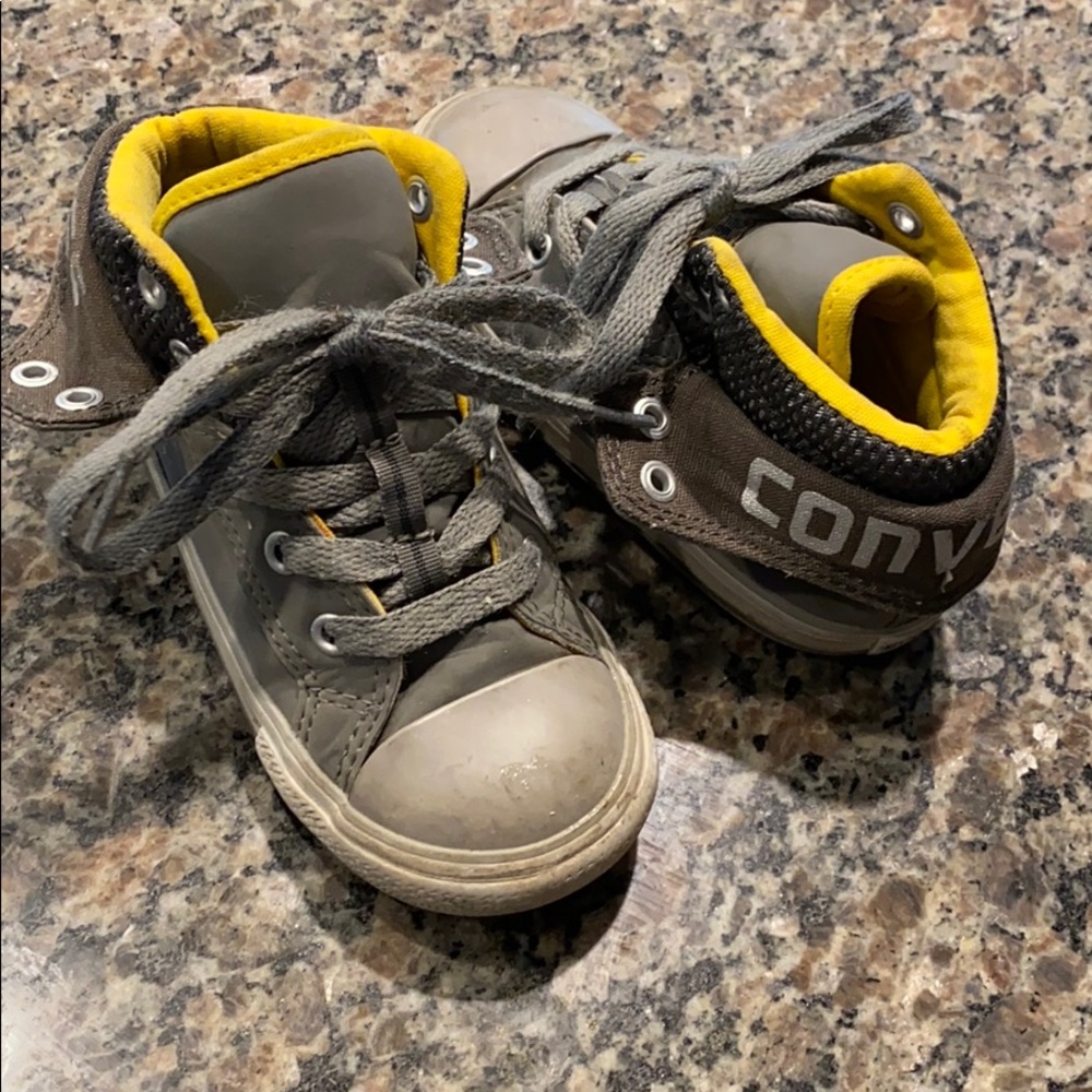 Toddler high top converse